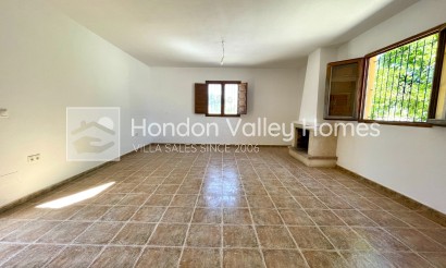 Resale - Villa - Catral
