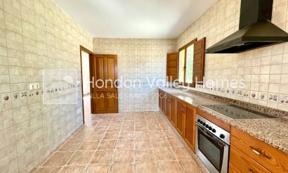 Resale - Villa - Catral