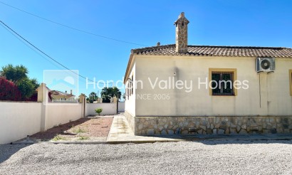 Resale - Villa - Catral