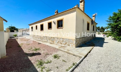 Resale - Villa - Catral