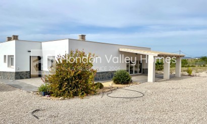 Herverkoop - Finca / Country Property - Macisvenda