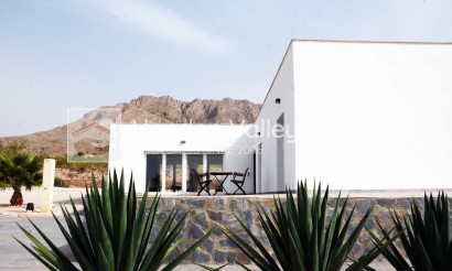 Herverkoop - Finca / Country Property - Macisvenda