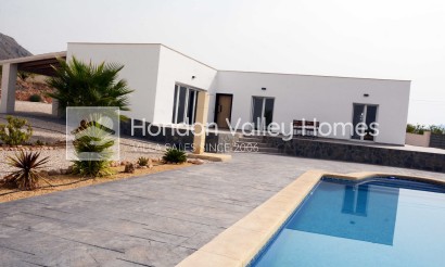 Herverkoop - Finca / Country Property - Macisvenda