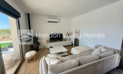 Resale - Villa - Pinoso