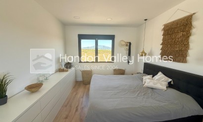 Resale - Villa - Pinoso