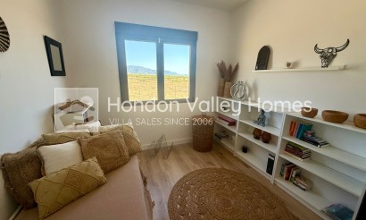 Resale - Villa - Pinoso