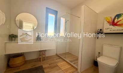 Resale - Villa - Pinoso
