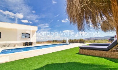 Resale - Villa - Pinoso
