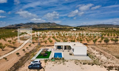 Resale - Villa - Pinoso