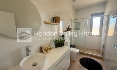 Resale - Villa - Pinoso