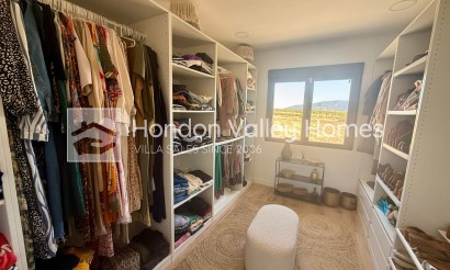 Resale - Villa - Pinoso