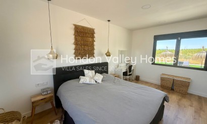 Resale - Villa - Pinoso