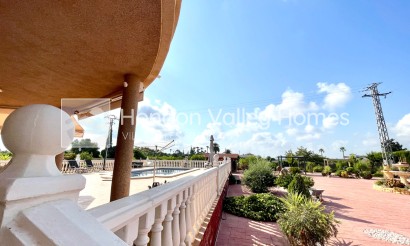 Resale - Villa - Catral