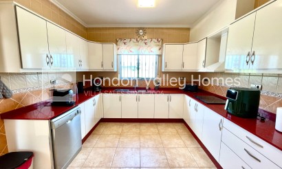 Resale - Villa - Catral