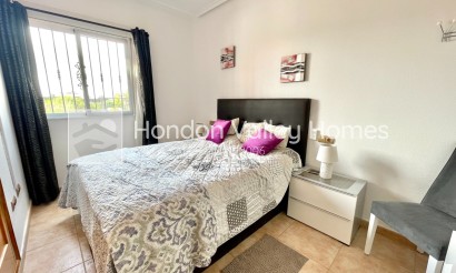 Resale - Villa - Catral