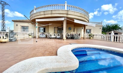 Resale - Villa - Catral