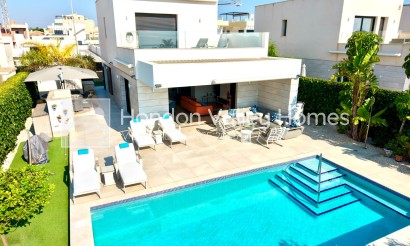 Reventa - Detached Villa - Los Montesinos - Los Montesinos - Urb. La Herrada