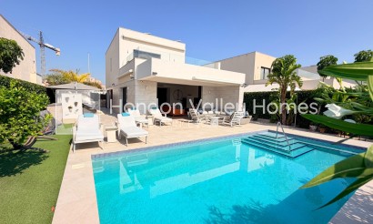 Reventa - Detached Villa - Los Montesinos - Los Montesinos - Urb. La Herrada