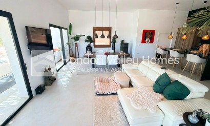 Reventa - Detached Villa - Pinoso