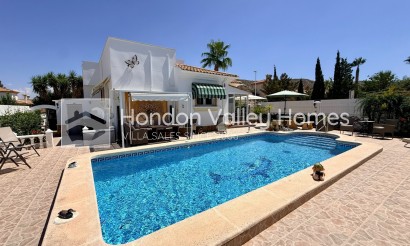 Resale - Villa - Hondón de las Nieves - La Montañosa