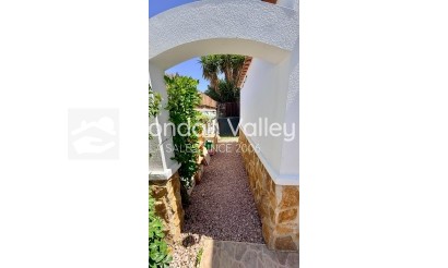 Resale - Villa - Hondón de las Nieves - La Montañosa