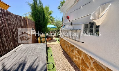 Resale - Villa - Hondón de las Nieves - La Montañosa