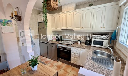 Resale - Villa - Hondón de las Nieves - La Montañosa
