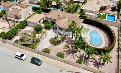 Resale - Villa - Hondón de las Nieves - La Montañosa