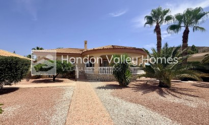 Resale - Villa - Hondón de las Nieves - La Montañosa