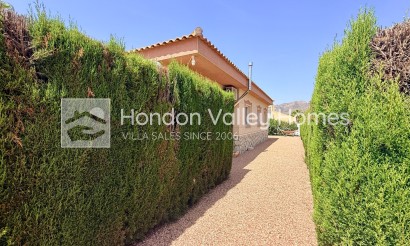 Resale - Villa - Hondón de las Nieves - La Montañosa