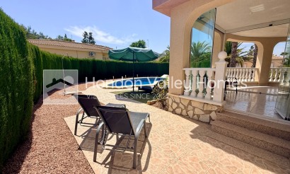 Resale - Villa - Hondón de las Nieves - La Montañosa