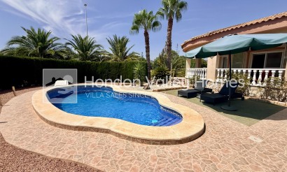 Resale - Villa - Hondón de las Nieves - La Montañosa
