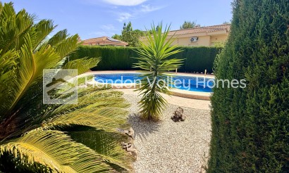 Resale - Villa - Hondón de las Nieves - La Montañosa