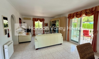 Resale - Villa - Hondón de las Nieves - La Montañosa