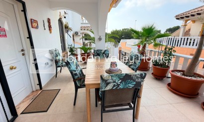 Wiederverkauf - Semi Detached Villa - Lomas de Cabo Roig - Orihuela Costa