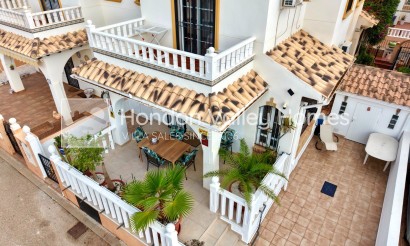 Wiederverkauf - Semi Detached Villa - Lomas de Cabo Roig - Orihuela Costa