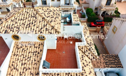 Wiederverkauf - Semi Detached Villa - Lomas de Cabo Roig - Orihuela Costa