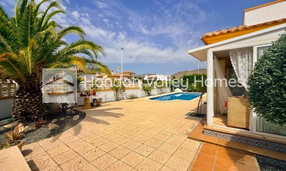 Resale - Villa - Detached - Hondón de las Nieves