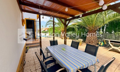 Resale - Villa - Detached - Hondón de las Nieves