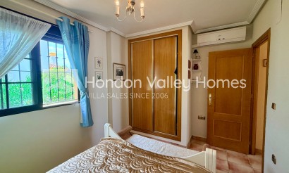 Resale - Villa - Detached - Hondón de las Nieves