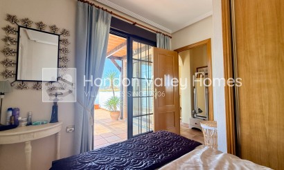 Resale - Villa - Detached - Hondón de las Nieves