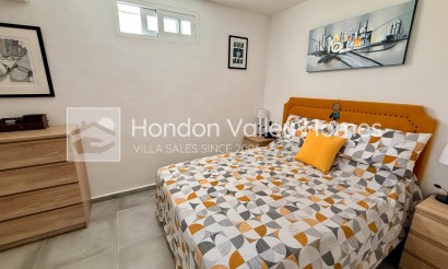 Resale - Villa - Elche - Center