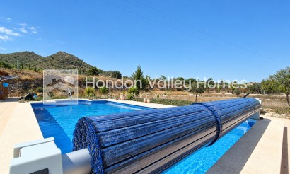Herverkoop - Villa - Hondón de los Fráiles