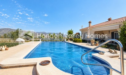 Herverkoop - Villa - Hondón de los Fráiles
