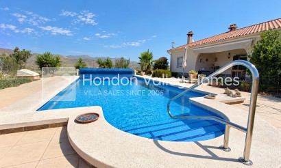Herverkoop - Villa - Hondón de los Fráiles