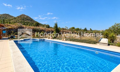 Herverkoop - Villa - Hondón de los Fráiles