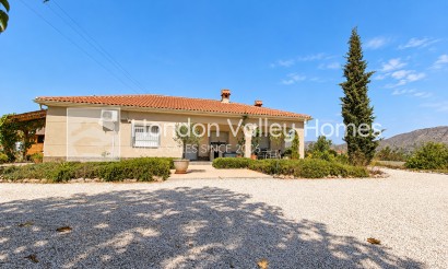 Herverkoop - Villa - Hondón de los Fráiles