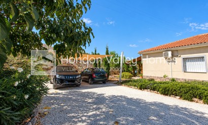Herverkoop - Villa - Hondón de los Fráiles
