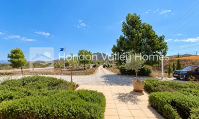 Herverkoop - Villa - Hondón de los Fráiles
