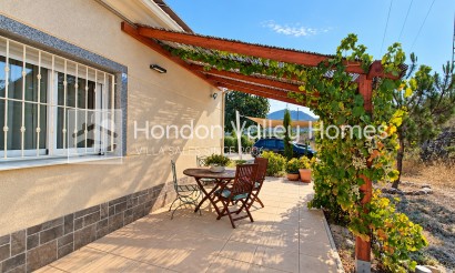 Herverkoop - Villa - Hondón de los Fráiles